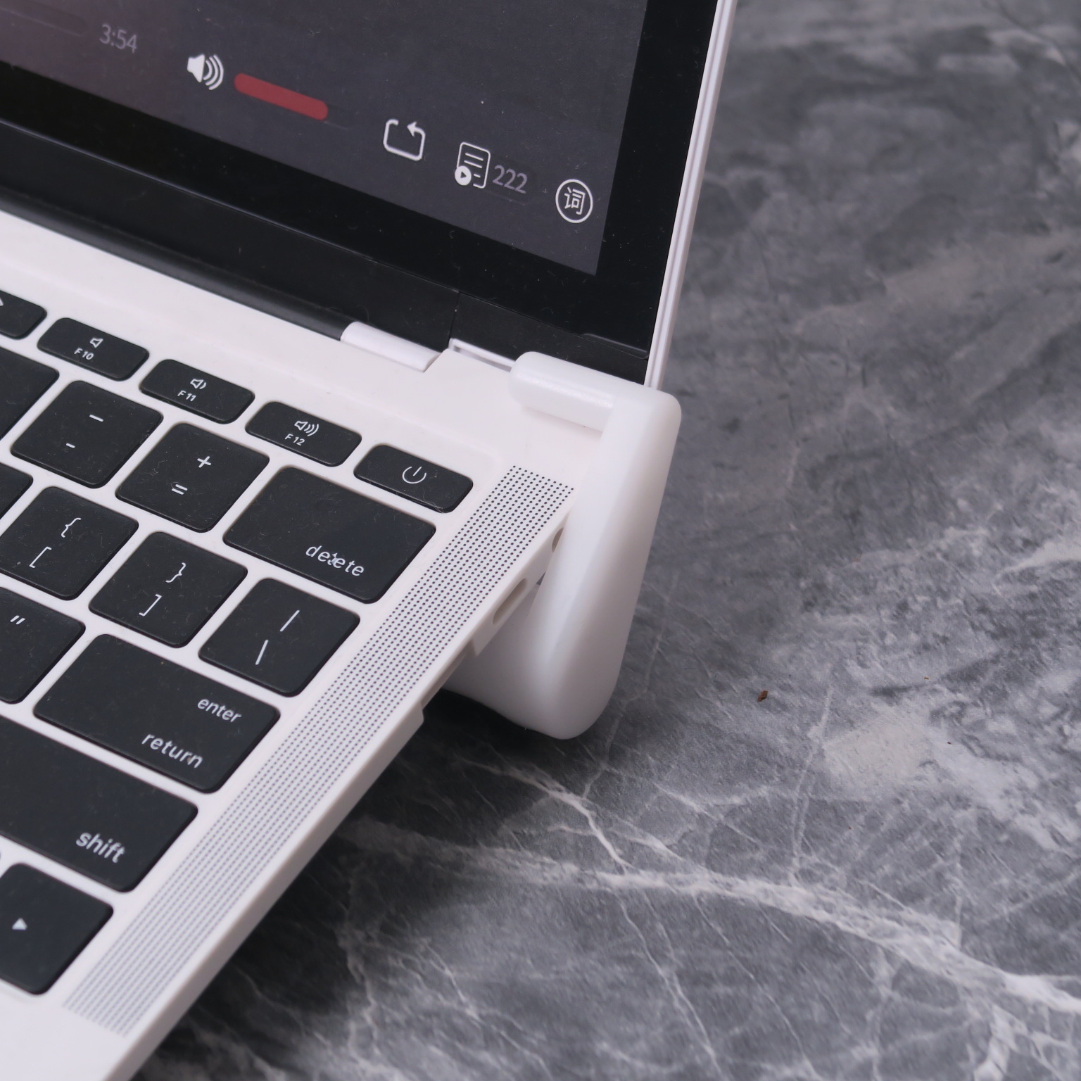 Supporto Portatile per Laptop  - Desk Setup Macbook recensione e prezzo